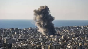 SRE eleva a 321 el número de mexicanos evacuados tras ataques en Oriente Medio