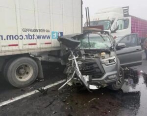 Aparatosa colisión múltiple paraliza la autopista Puebla–Orizaba en Maltrata