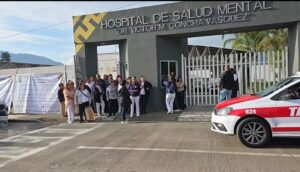 600 trabajadores de salud en paro en Veracruz