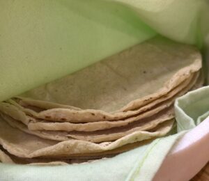 Sheinbaum descarta incremento en la tortilla