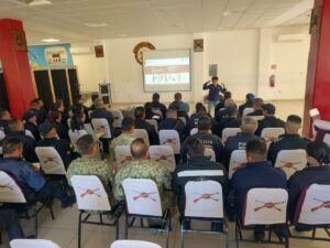 Ejército y policías municipales reciben capacitación para actuar con inclusión y respeto a derechos humanos