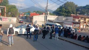 Reclaman incumplimiento de obras en Zacatla