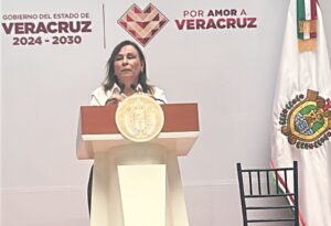 Rocío Nahle advierte que habrá responsabilidades por medicamentos caducos detectados en almacenes de Salud