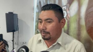Crece rapiña por accidentes de trailers en “El Fresno”