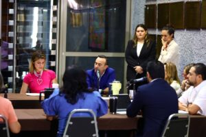Avalan juicio político contra Samuel García