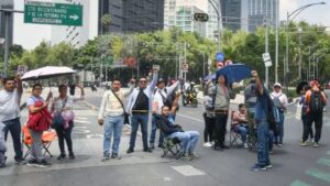 CNTE anuncia bloqueos a televisoras en CDMX
