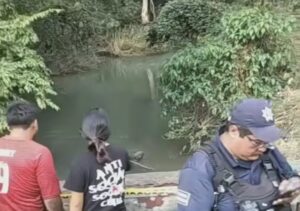 Motociclista pierde la vida tras caer con su unidad a un río en Ixtaczoquitlán