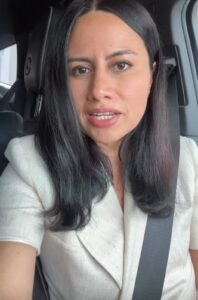 Niegan acceso a diputada panista en ceremonia escolar de Medellín de Bravo