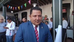 Jóvenes sin lugar en escuelas públicas tienen nuevas oportunidades; SEMYS