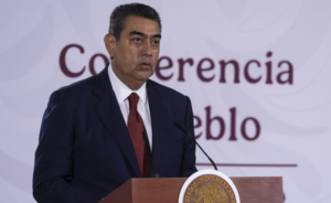 Más de 271 mil mexicanos regresan de EU