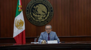 Aplazan terna para gobernador interino en Sinaloa