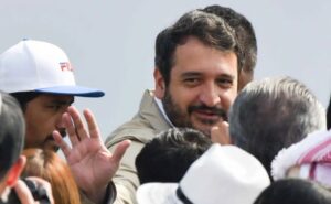 Andy López Beltrán inicia gira casa por casa en Tabasco (+ Video)