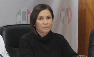 Rosario Robles llama a alianza opositora rumbo a 2027