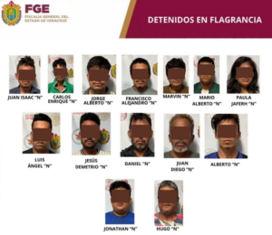 Dos cateos dejan 15 detenidos en Coatzacoalcos