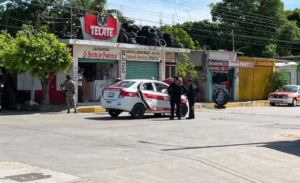 Ataque armado contra taxista deja tres heridos