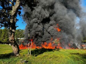 Explota pipa en la autopista Xalapa-Perote a la altura de Tlacolulan