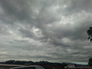 ¡Prepárate! prevén aumento en potencial de lluvias a partir del jueves