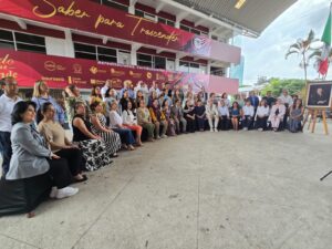 Treinta años después, la primera generación de la Universidad de Xalapa vuelve a encontrarse