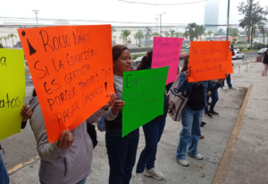 Protestan por falta de maestros en Tezonapa